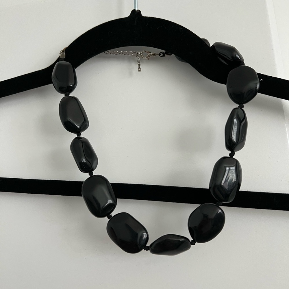 Black short necklace